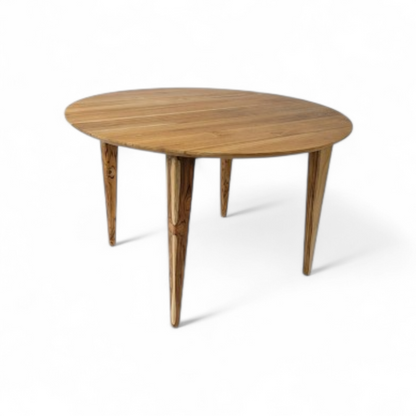 AYSA dining table